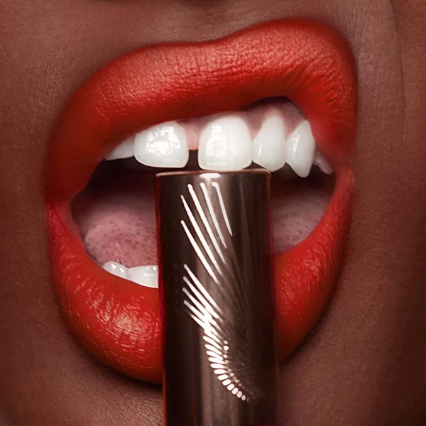 Charlotte Tilbury Airbrush Flawless Lip Blur (Various Shades)