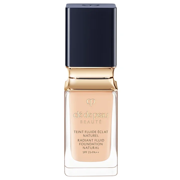 Clé De Peau Beauté Radiant Fluid Foundation Natural 35ml & Clé De Peau Beauté High Coverage Foundation Brush (Various Shades)