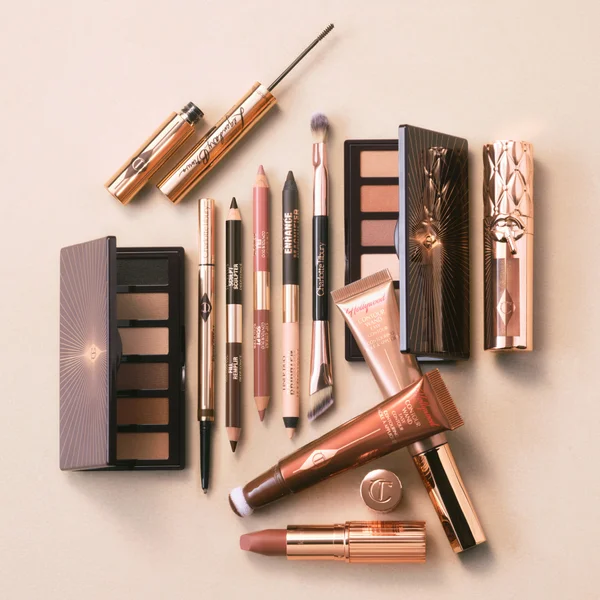 Charlotte Tilbury Supernudes Shapewear Brush