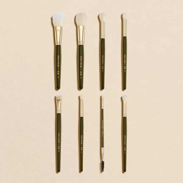 Spectrum Collections KJH Number 4 Brush