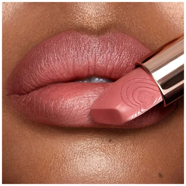 Charlotte Tilbury Look Of Love Matte Revolution Lipstick