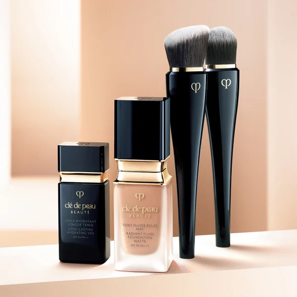 Clé De Peau Beauté High Coverage Foundation Brush