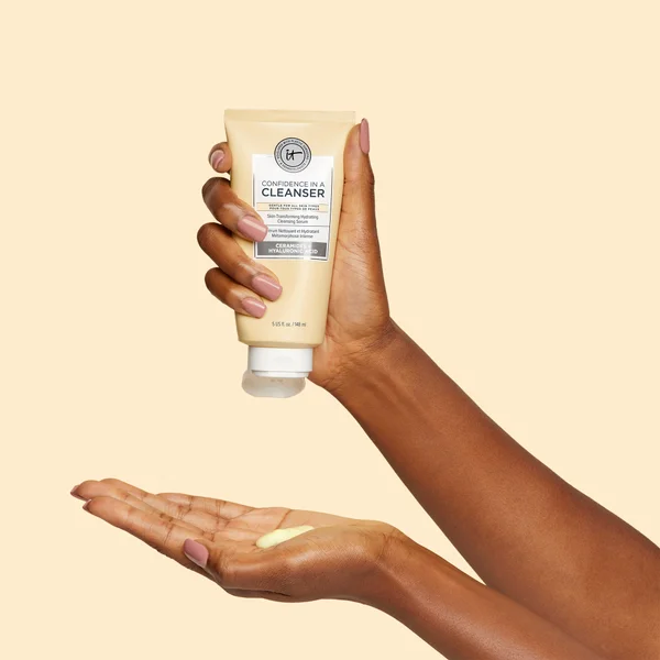 IT Cosmetics Confidence In A Cleanser 148ml