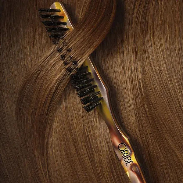 Oribe Resin Teasing Brush