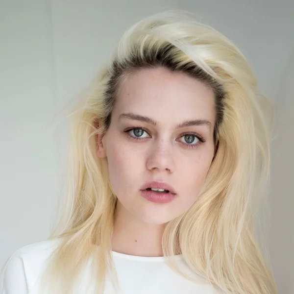 R+Co SPIRITUALIZED Dry Shampoo Mist 4.2 Fl. Oz