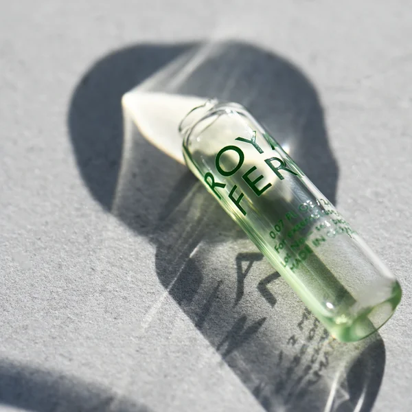 ROYAL FERN Illuminating Ampoules Set 2 X 15ml