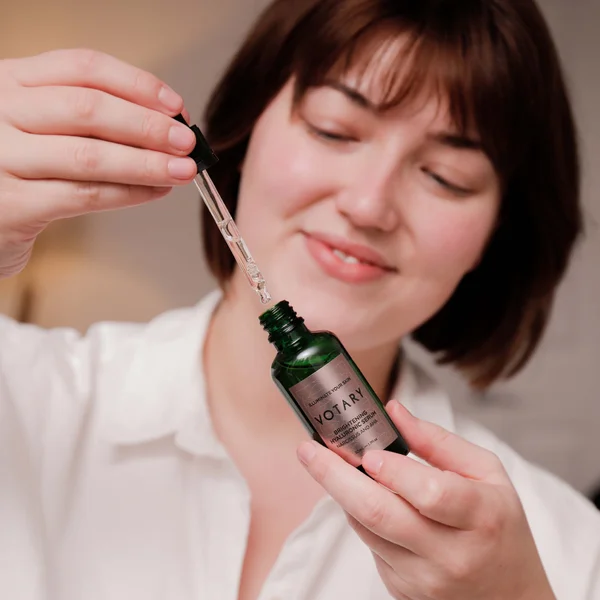VOTARY Brightening Hyaluronic Serum