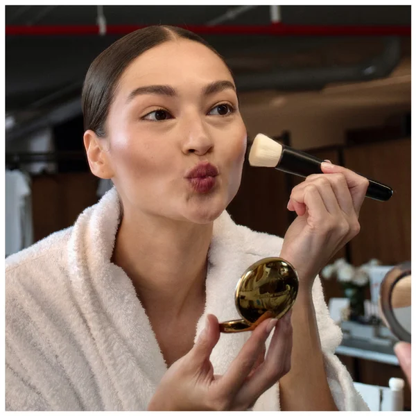 Westman Atelier Blender Brush