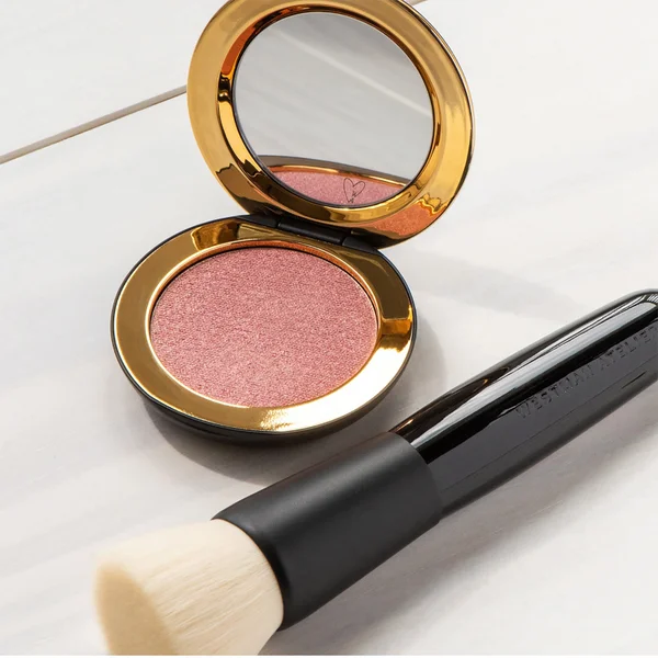 Westman Atelier Blender Brush