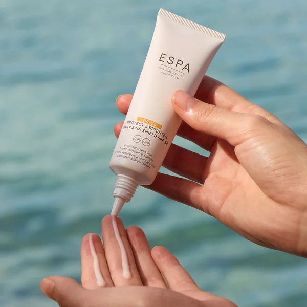 ESPA Hydrate And Brighten Daily Skin Shield SPF 50 Cream 50ml