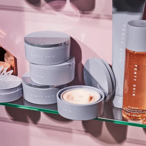 Fenty Skin Instant Reset Mini Brightening Overnight Recovery Gel-Cream With Niacinamide + Kalahari Melon Oil 30ml