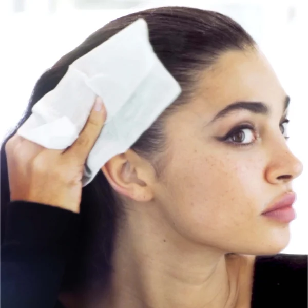 Hair By Sam McKnight Lazy Girl Biodegradable Hair Cleanse Cloths (20 Wipes)