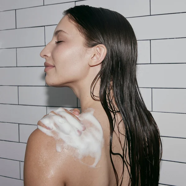 HELLO KLEAN Blank Space Anti-KP Body Wash 400ml