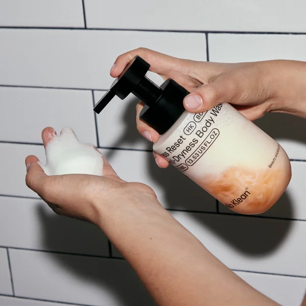 HELLO KLEAN Press Reset Anti-Dryness Body Wash 400ml