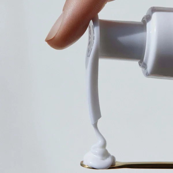 Herlum Hand And Body Lotion Sandalwood And Grapefruit 500ml