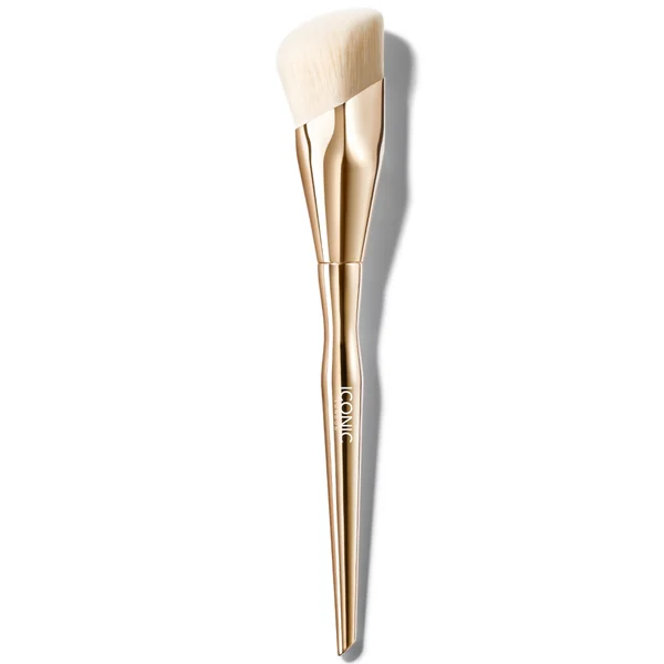 ICONIC London Super Smoother Blurring Skin Tint (Various Shades) And Complexion Brush Bundle