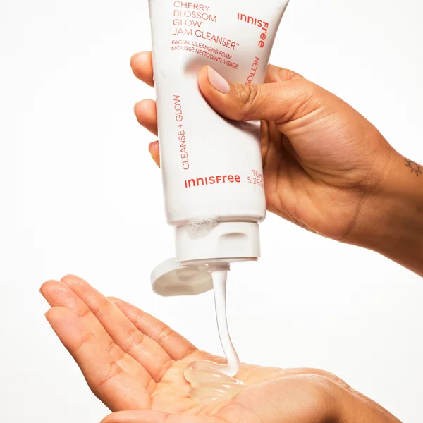 INNISFREE Cherry Blossom Glow Jam Cleanser 150ml