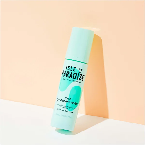 Isle Of Paradise Self-Tanning Mousse - Medium 200ml