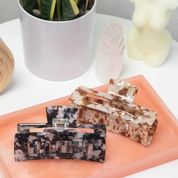 Kitsch Eco-Friendly Jumbo Open Shape Claw Clip (Various Colours)