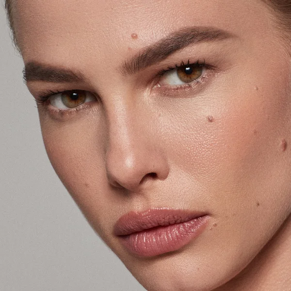 Kosas Brow Pop Dual-Action Defining Pencil 0.08g (Various Shades)