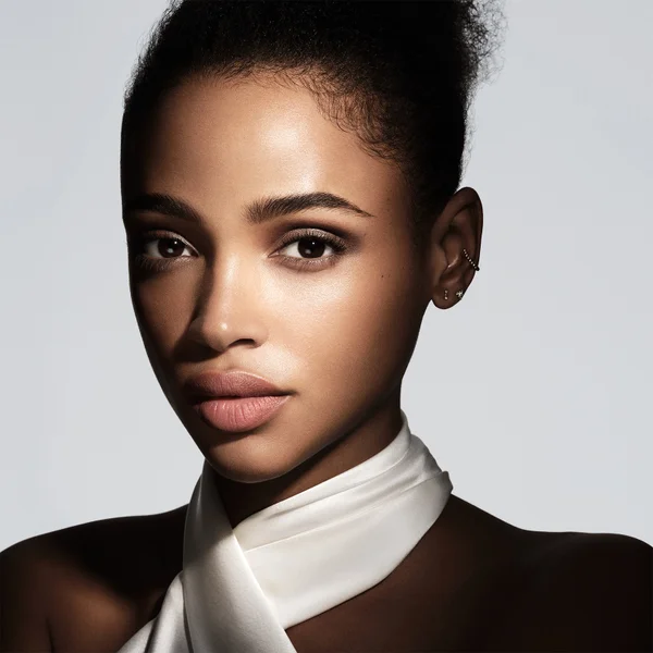 Laura Mercier Tinted Moisturizer Light Revealer 50ml (Various Shades)