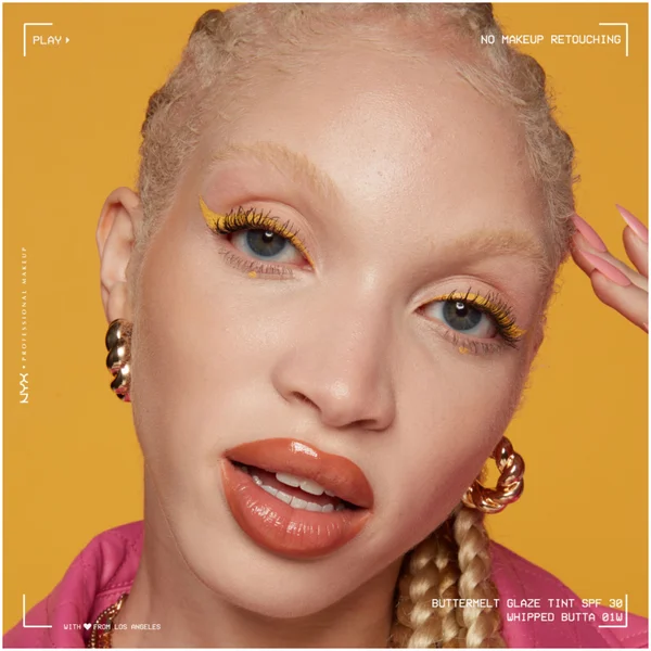 NYX Professional Makeup Buttermelt Glaze Soft Glow Skin Tint + SPF/FPS 30 Foundation (Various Shades)