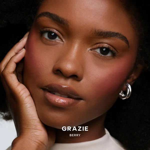 Saie SuperSuede Radiant Blush Powder 3g (Various Shades)