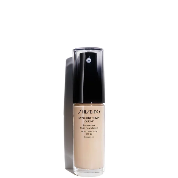 Shiseido Synchro Skin Glow Luminizing Foundation 30ml (Various Shades)