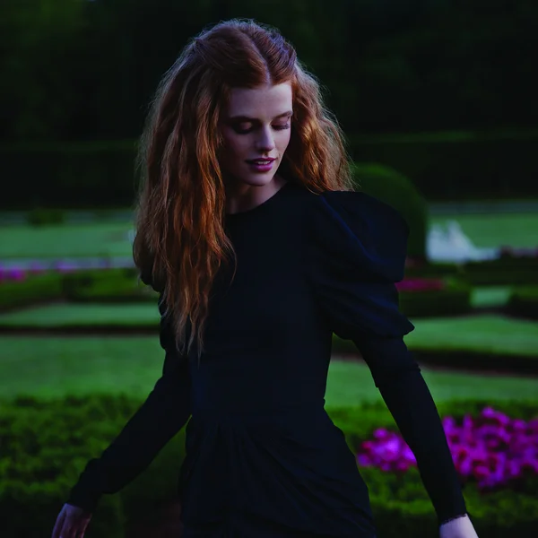 Sisley Paris Izia La Nuit Eau De Parfum Spray 30ml