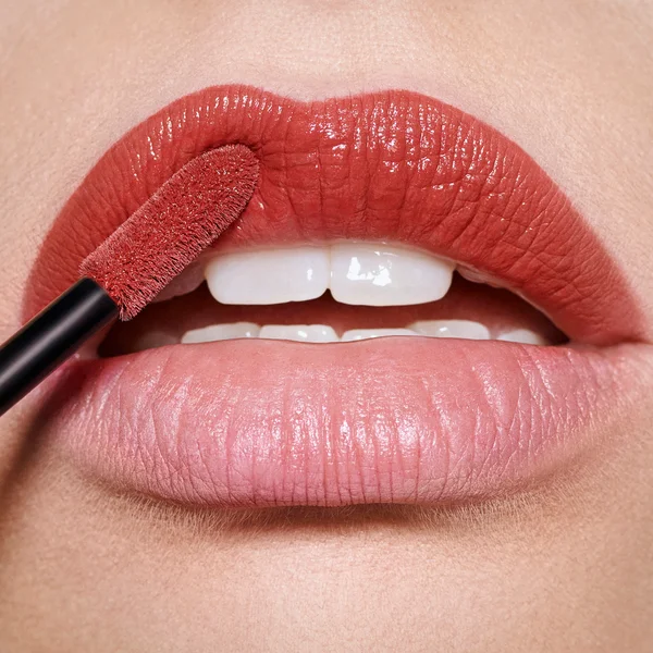 Urban Decay Vice Lip Bond Lipstick 4.2ml (Various Shades)